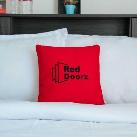 Reddoorz Plus Near Mango Avenue Cebu Dış mekan fotoğraf