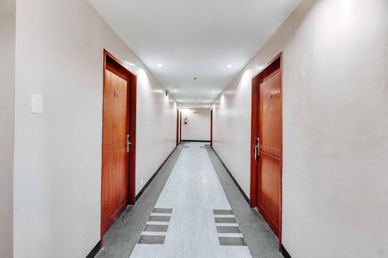 Reddoorz Plus Near Mango Avenue Cebu Dış mekan fotoğraf
